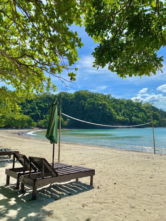 Playa La Caleta Bataan Hotell Morong  Eksteriør bilde