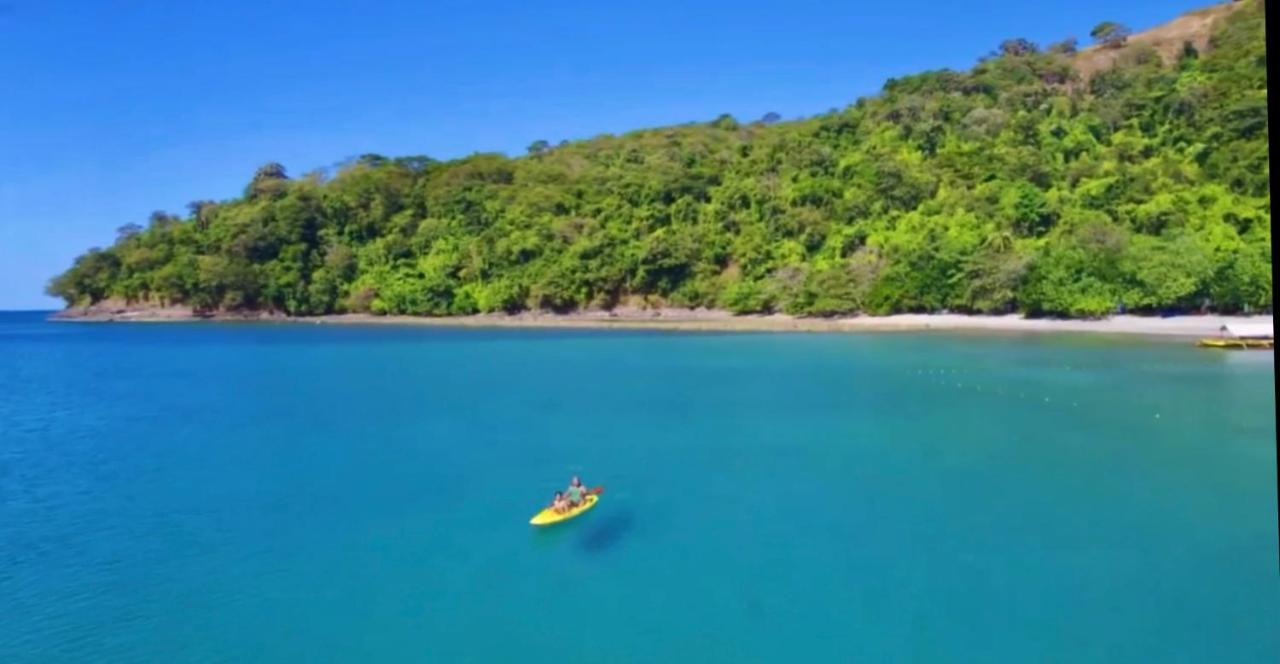 Playa La Caleta Bataan Hotell Morong  Eksteriør bilde